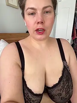 violetaurora95's Live XXX Chat