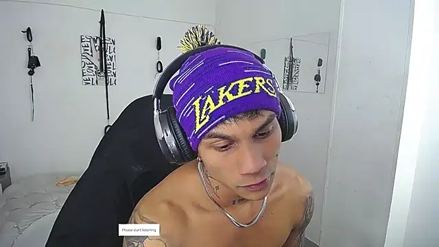 Chat +18 de Leonard_Price ao vivo