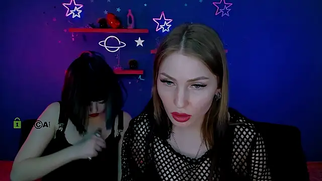 ariel_shadow Adlı Modelin Canlı XXX Sohbeti