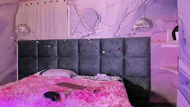 AntonellaRossi Adlı Modelin Canlı XXX Sohbeti