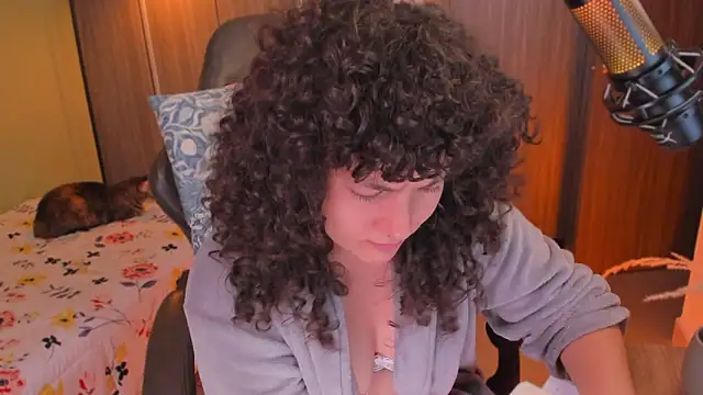 Fluffygarden élő XXX-chatje