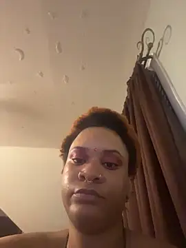 nickytheehawtie: онлайн-секс-чат