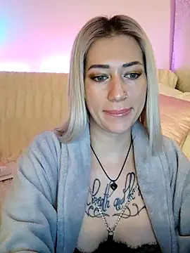 Gina-Lumara – Live XXX-chat