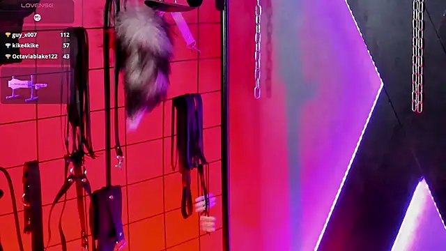 Chatroom XXX en direct de MrJustin_Brianna_BDSM