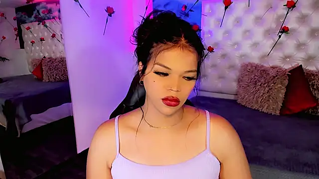 Show de Keira_Fox31 na webcam