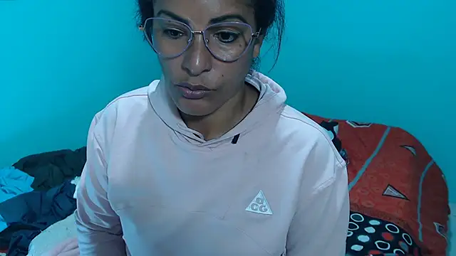 XXX chat uživo modela kateleyagrey