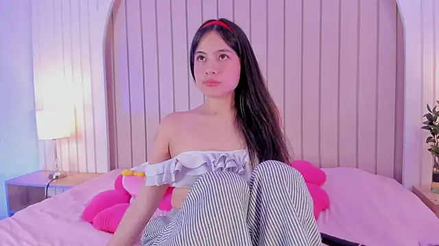 Chat +18 de ameliiaa_smith ao vivo