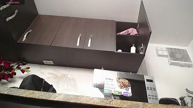 Chat +18 de iniyalaboni ao vivo