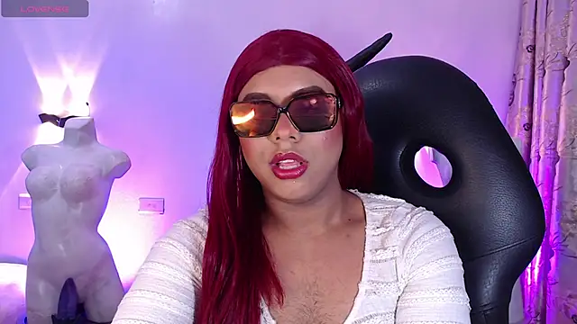 Emili_Roux: онлайн-секс-чат