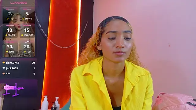 Charlotte_Love10: онлайн-секс-чат