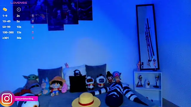 Nicorobinn: онлайн-секс-чат