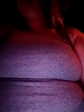 Mia-Glow Live XXX-Chat