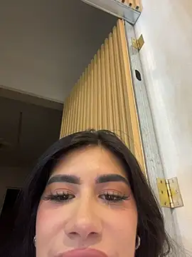 clarachanelricek élő XXX-chatje