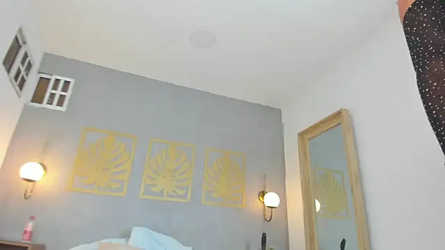 Živý XXX chat lindaa_natashaa_