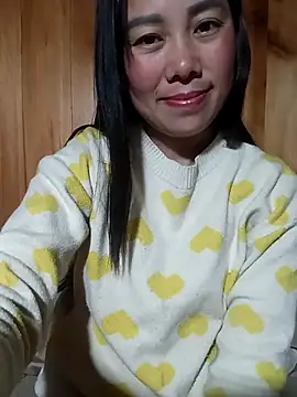 Онлайн чат XXX Chloe-ee