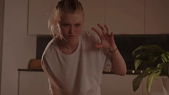 EleniRoeber Pertunjukan Webcam