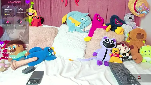 emma_wilder_ Adlı Modelin Canlı XXX Sohbeti