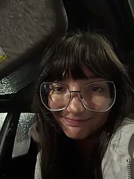 urpuppymoon Chat XXX in diretta