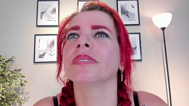 HannaBrave 라이브 XXX 채팅