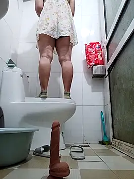 July-Asian 现场XXX聊天