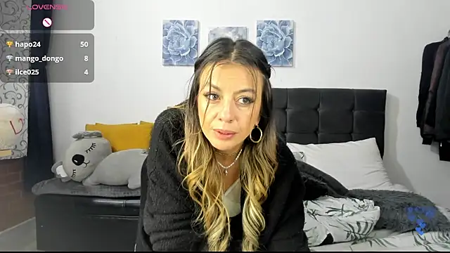 ariannawil Chat XXX in diretta