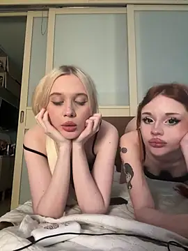 UkiiyoDuo webcam show