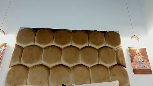 Chat XXX en directo de Mia_Reyesjs