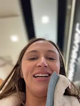 lunagirl13 Chat XXX in diretta