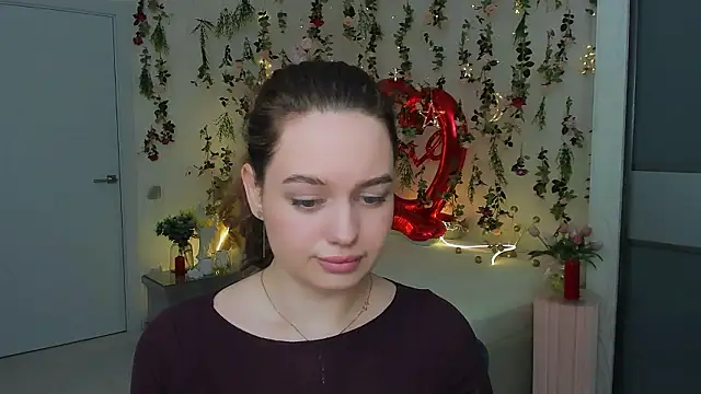 MiracleCurly – Naživo XXX chat