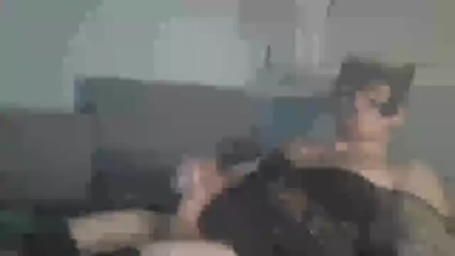 chceciedalsiebie élő XXX-chatje