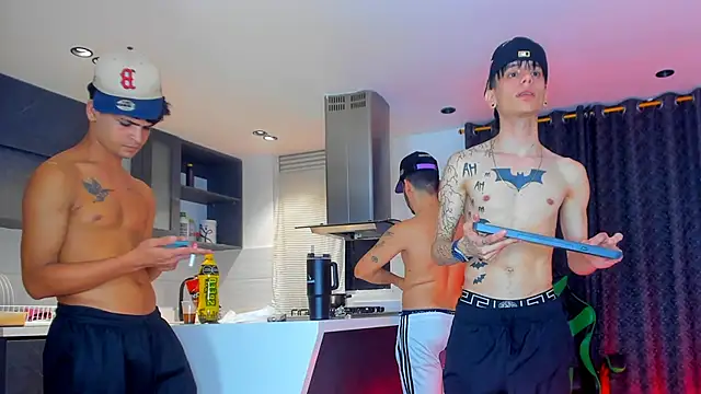 TheBatMansion's Webcam Show