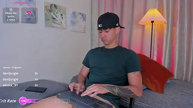 iam_logan Webcam Show