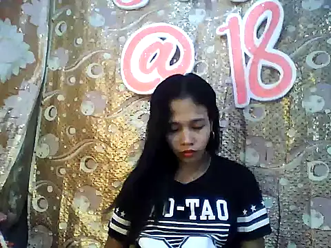 PinaySkinnyGirl Chat XXX live