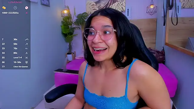 lalytulu99 élő XXX-chatje