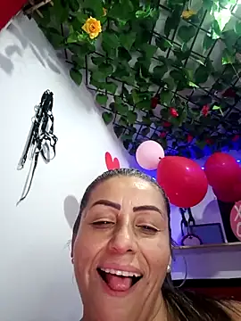 maynor_1998: διαδικτυακό σόου στην κάμερα