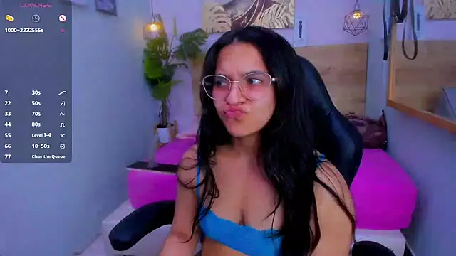 lalytulu99's Live XXX Chat