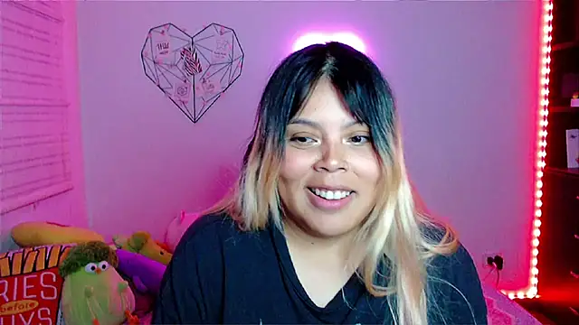 Chat +18 de EllieMoonX ao vivo