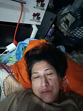 Chat +18 de PatriciaGrajales ao vivo