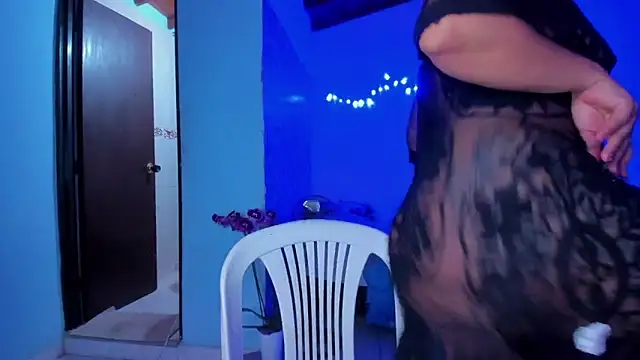 Онлайн чат XXX AngelaCoffee