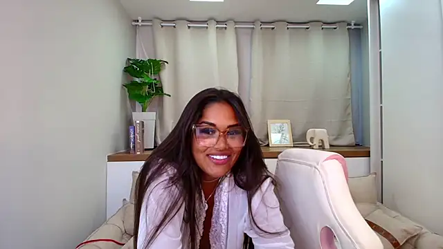 Онлайн чат XXX Paula_Thomass