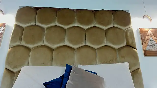 Онлайн чат XXX Mia_Reyesjs