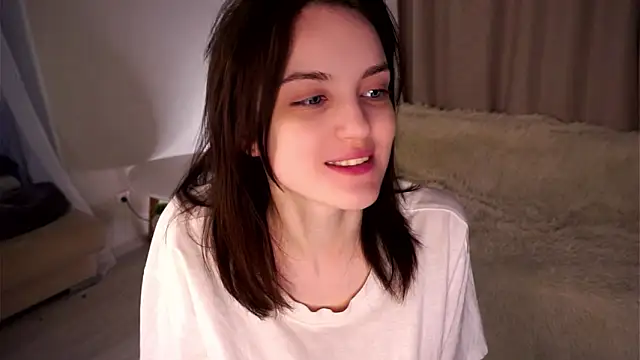 EffieHenri 现场XXX聊天