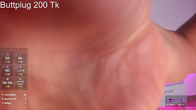 Valerysensitive: онлайн-секс-чат