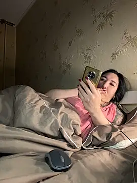 Chat XXX en directo de Naughtbaby_2025