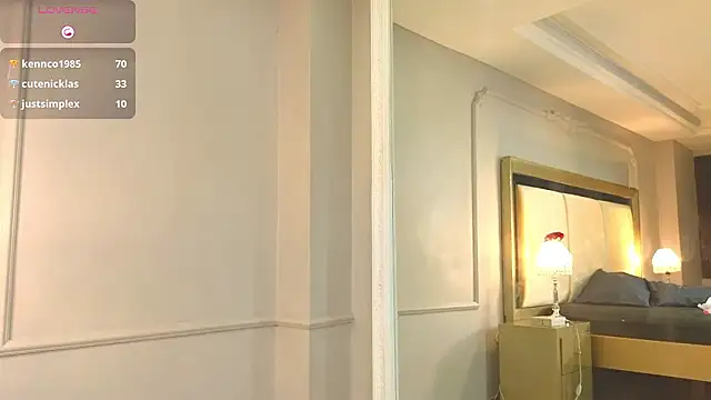 Chatroom XXX en direct de CharlesBrown_