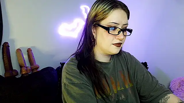 HarleyDemon666 Adlı Modelin Canlı XXX Sohbeti