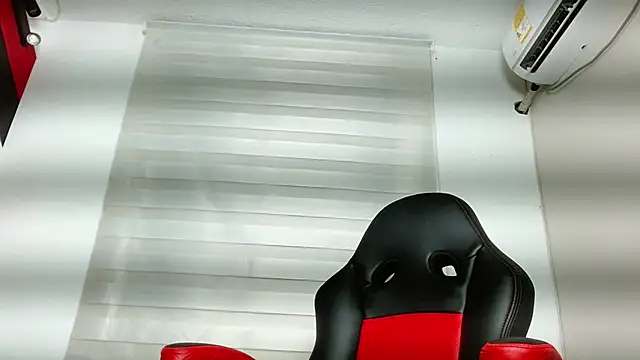 NatiHoran: онлайн-секс-чат