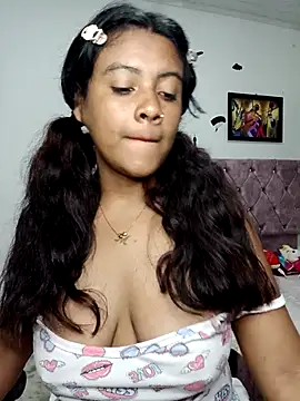 vannesitha25: онлайн-секс-чат