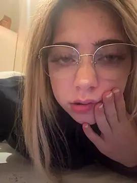 MelliMoon 网络视讯表演