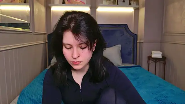 Chat XXX en directo de Milana_Bold